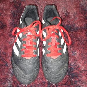 Adidas Soccer Cleats sz2